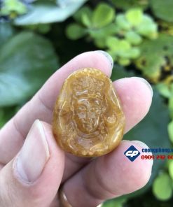 Mặt Phật Quan Thế Âm bồ tát đá Thạch anh tóc Vàng M368